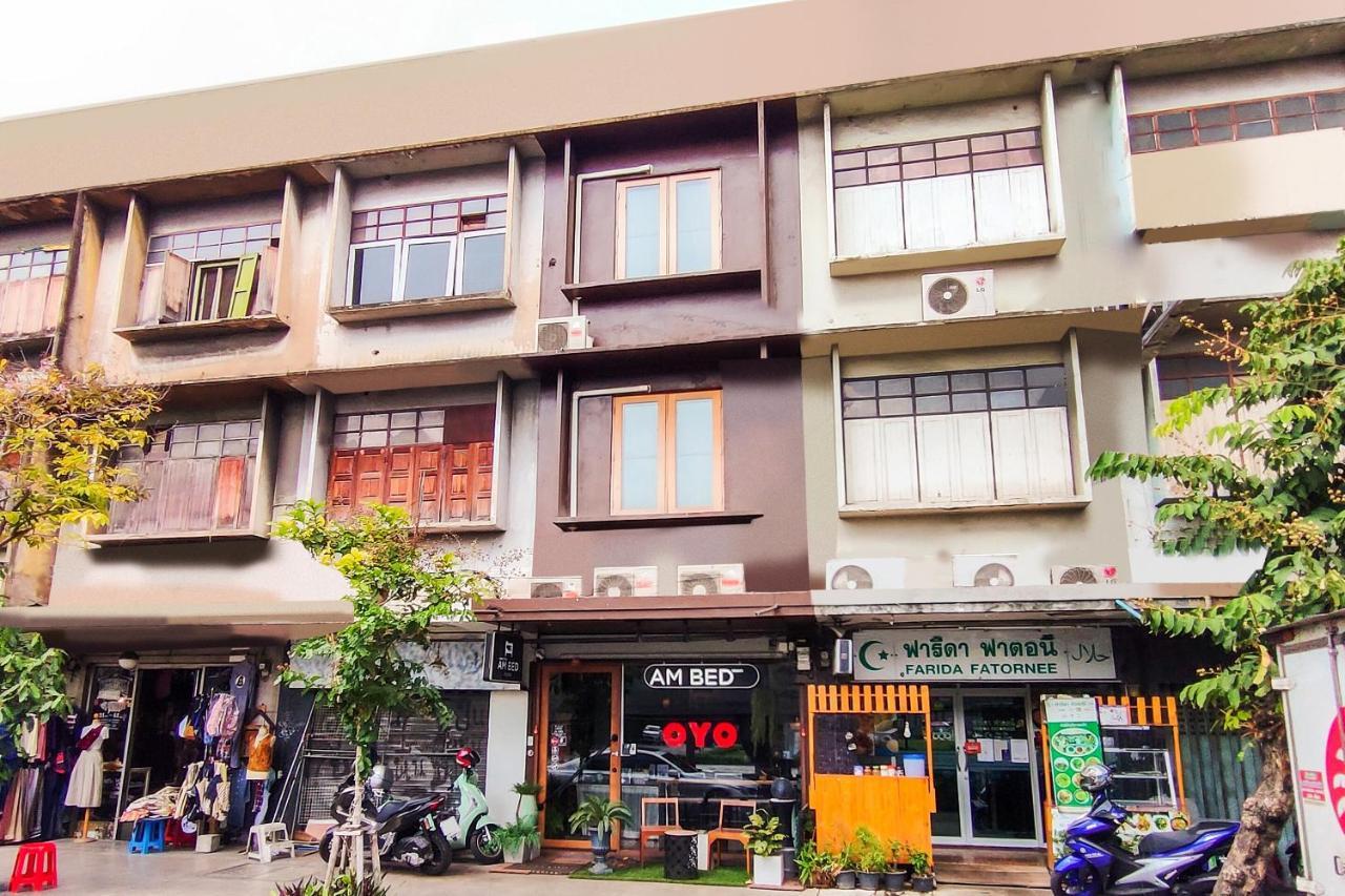 Oyo 685 Am Bed Hostel Bangkok Exterior foto